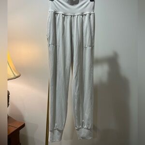 Athleta salutation jogger size XS full length women’s